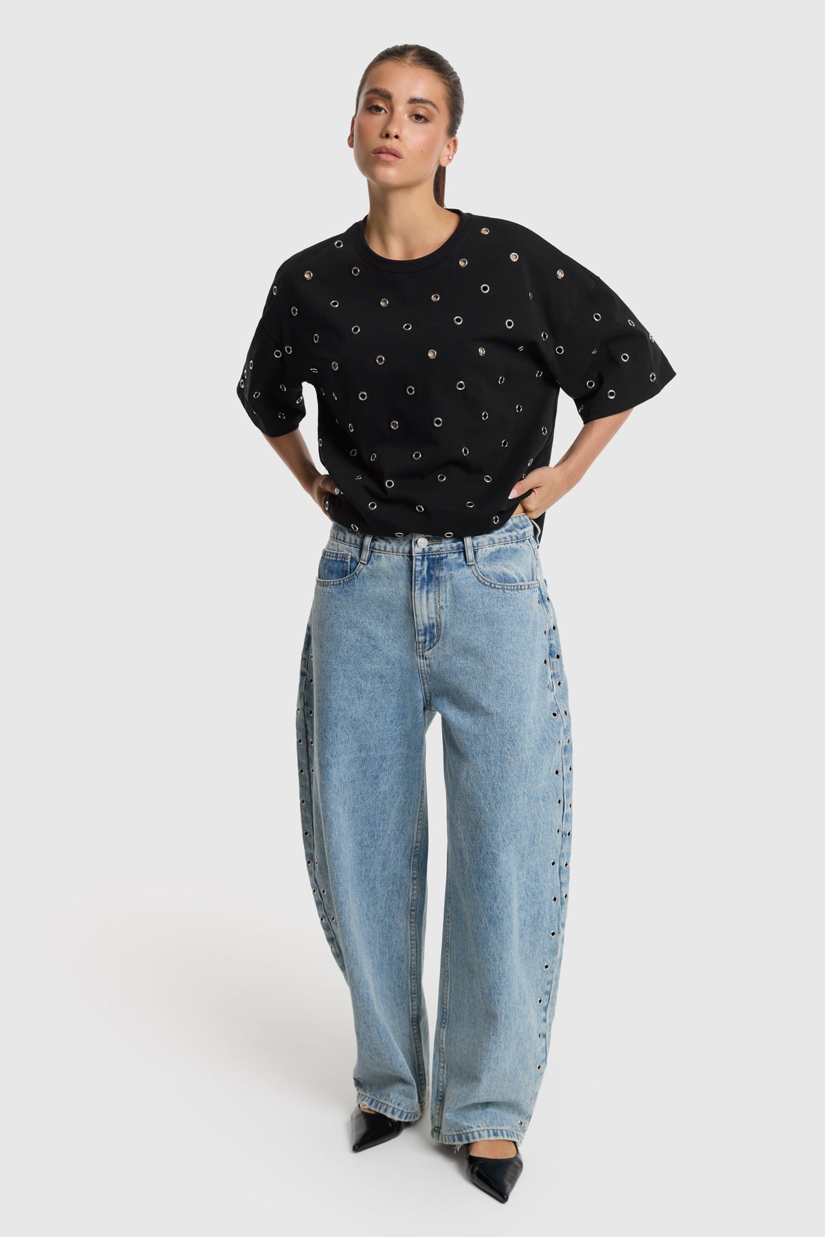 STUDDED BARREL DENIM PANTS