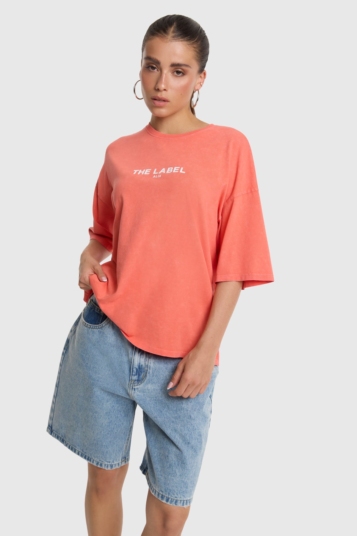 THE LABEL T-SHIRT
