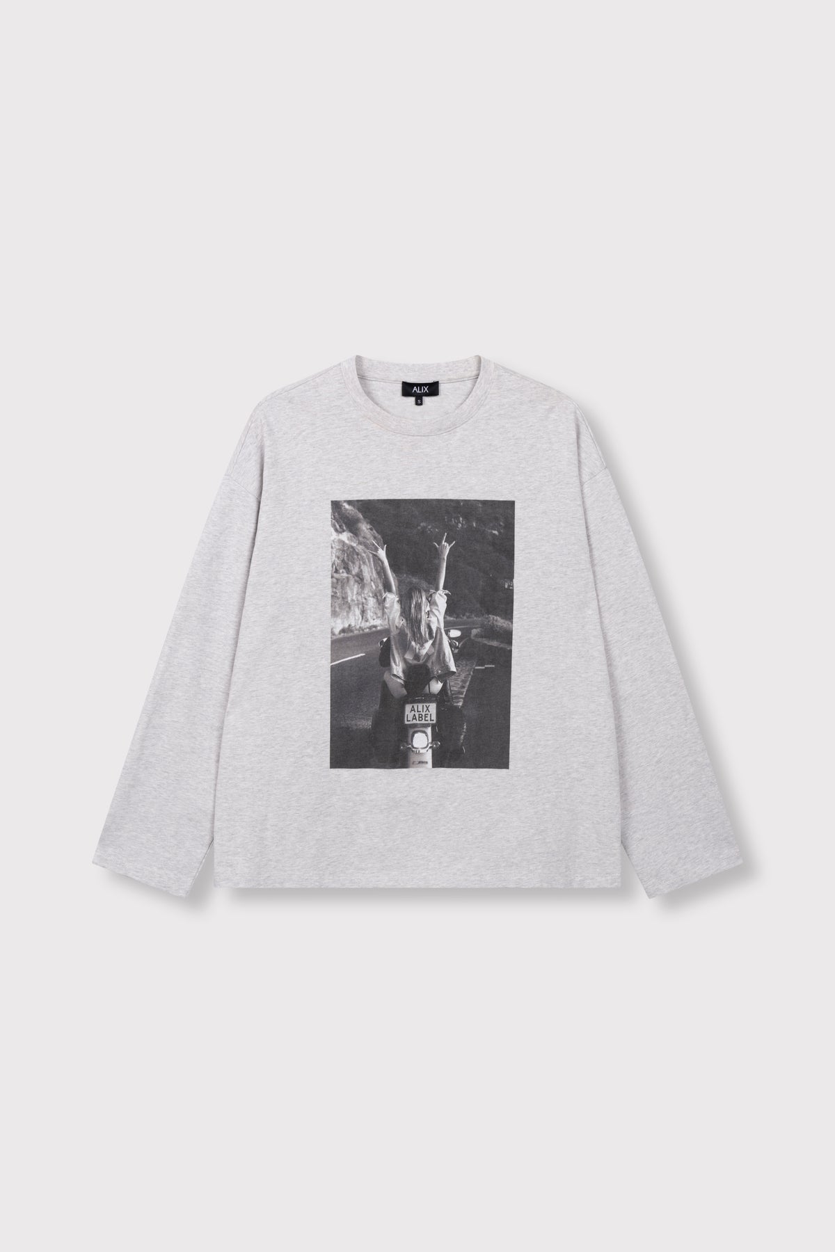 PHOTO LONGSLEEVE T-SHIRT