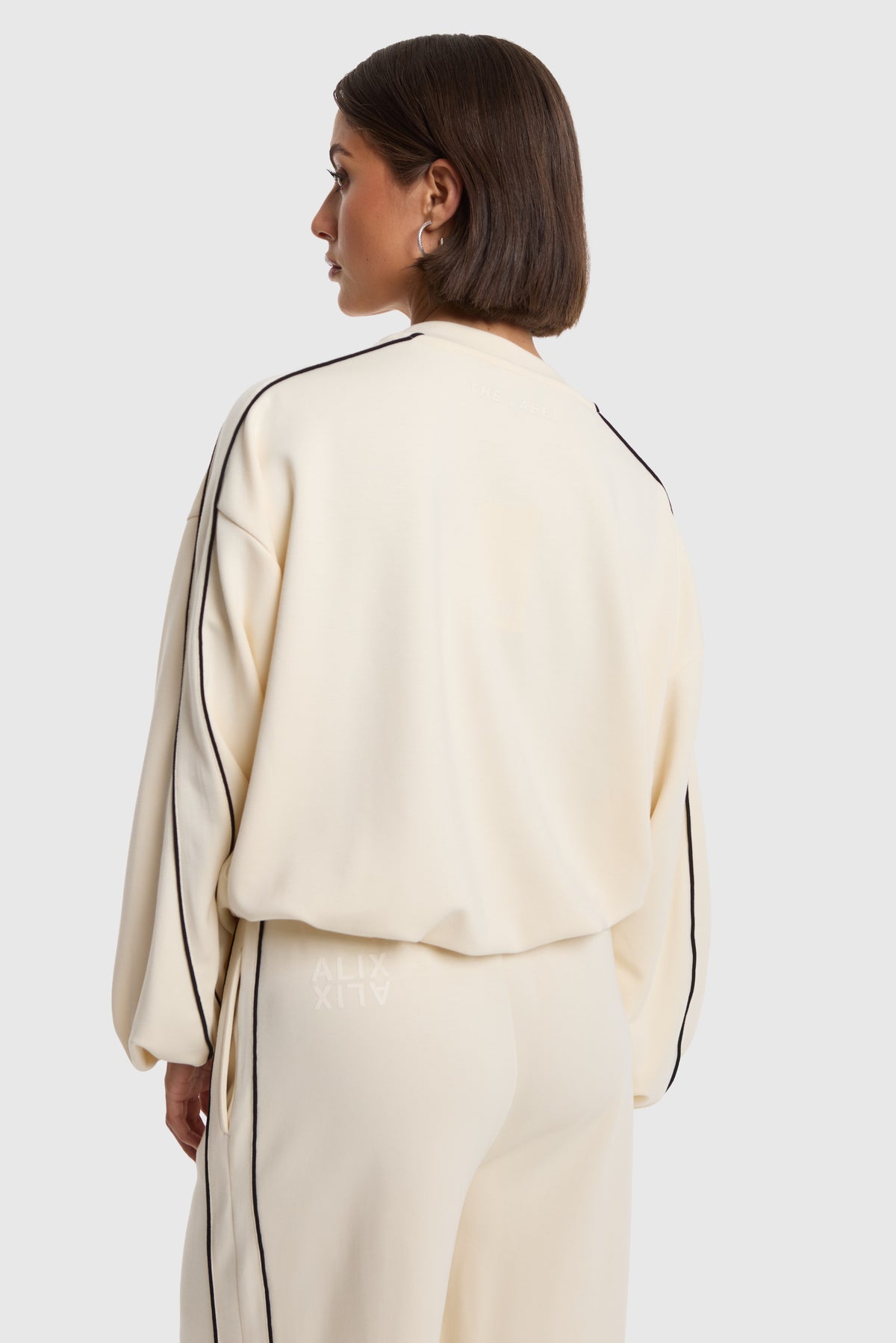 PIPING SWEATER